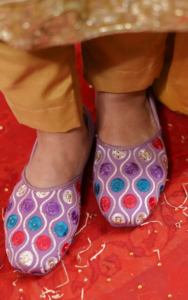 Nakhra Jutti 4
